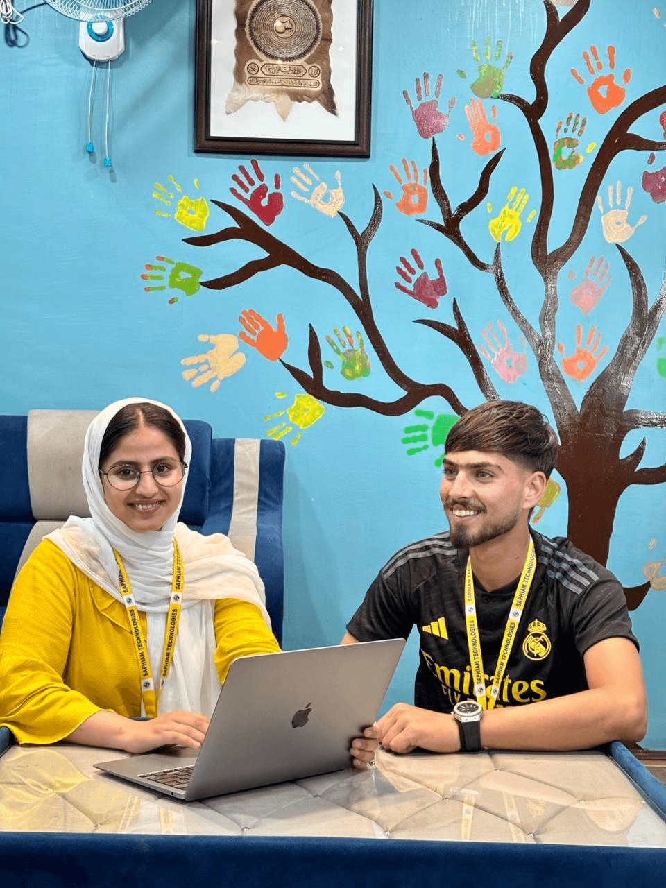 The Saphiam team ready to help you grow